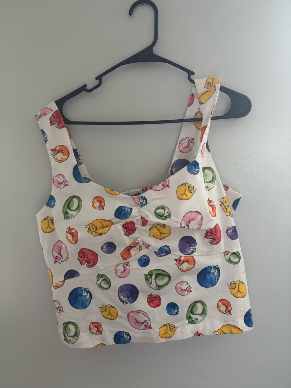 ModCloth White Crop Tank with Multicolor Cat Bubbles